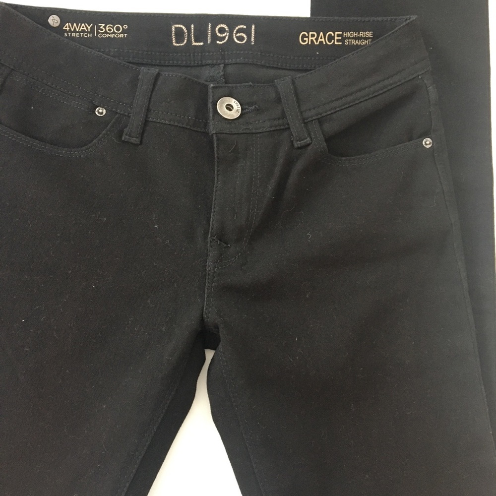 DL 1961 PREMIUM DENIM Black Straight cut Jeans